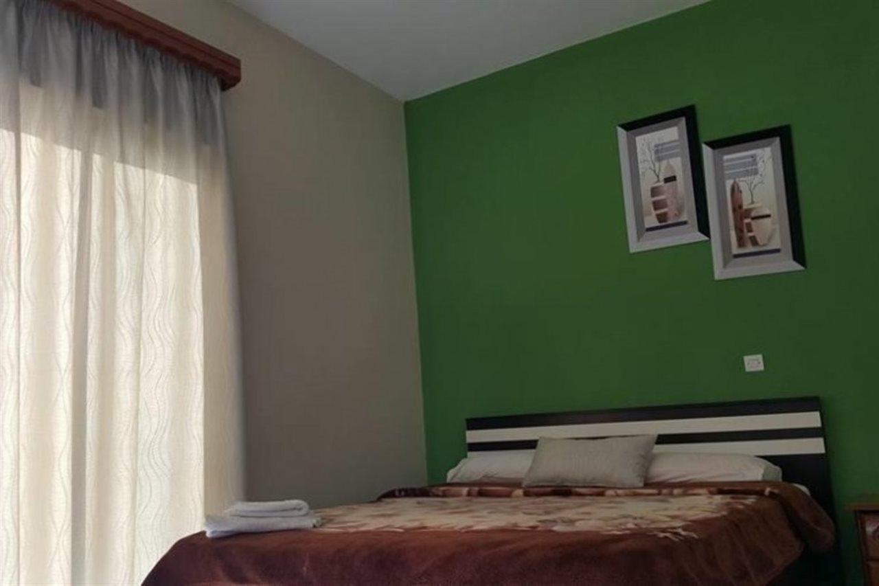 Perla Hotel 2*